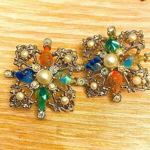 Sarah Coventry Vintage Gold tone Multicolored Faux Opal Galaxy Clip On Earrings.